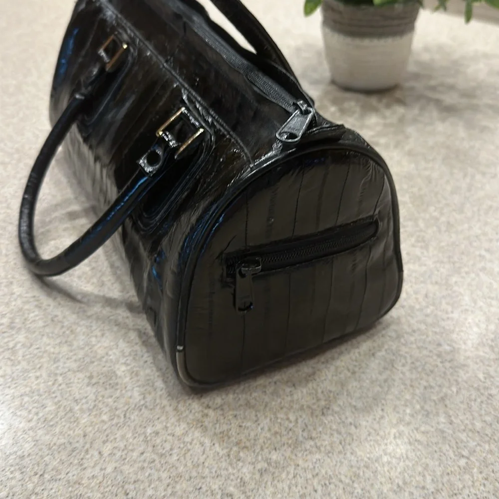 Ladies Vintage Eelskin Handbag in black